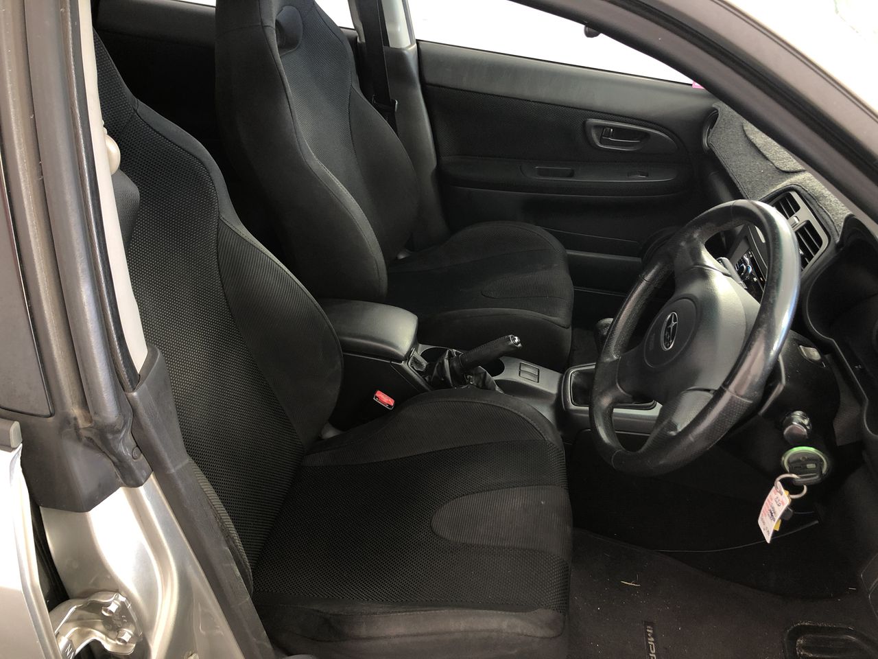 18K Gold-Filled Cuban Chain Bracelet with Simulated Diamonds - 20.3cm