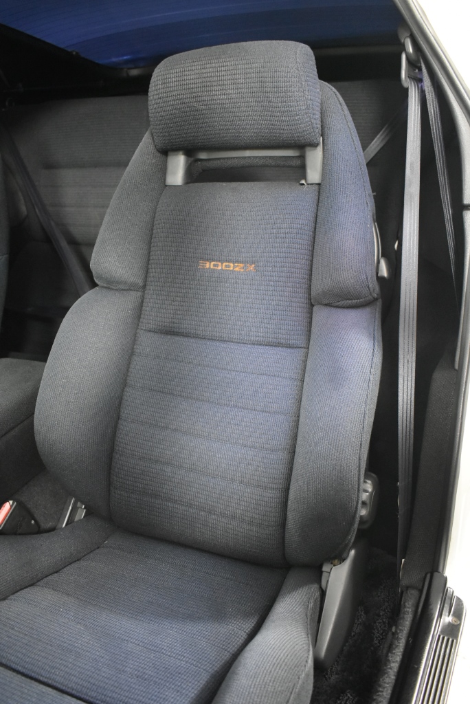 Black Volcanic Lava Rock Beaded Crystal Initial "I" Bracelet - Yellow