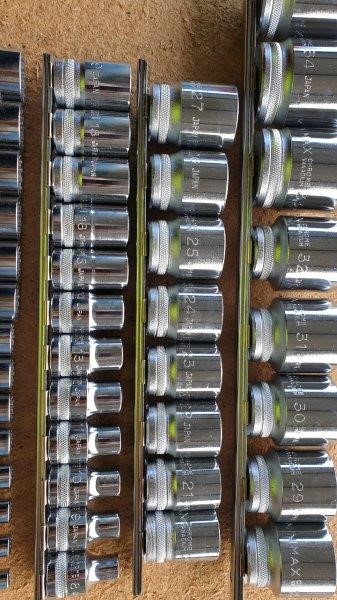 Divici Prosecco Organic NV (6 x 750mL), Italy.