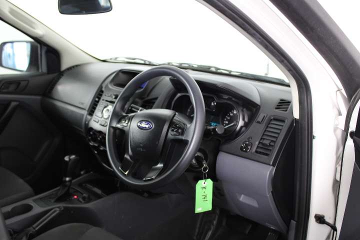 9K WHITE GOLD 0.50ct F VS LAB DIAMOND BEZEL STUDS