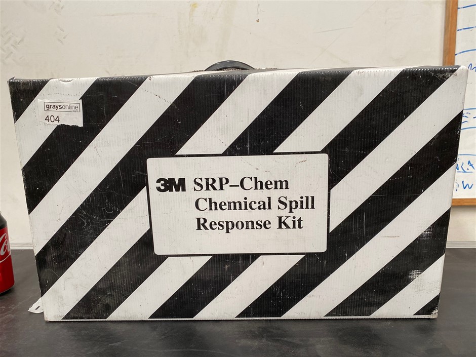 9K WHITE GOLD 0.12ct F VS LAB DIAMOND PEAR OFFSET RING