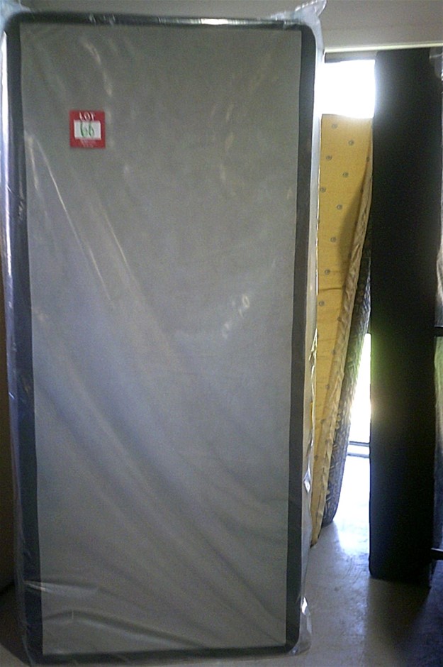 9K WHITE GOLD 0.10ct F VS LAB DIAMOND 3 STONE RING