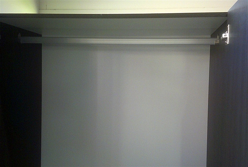 9K WHITE GOLD 0.10ct F VS LAB DIAMOND 3 STONE RING