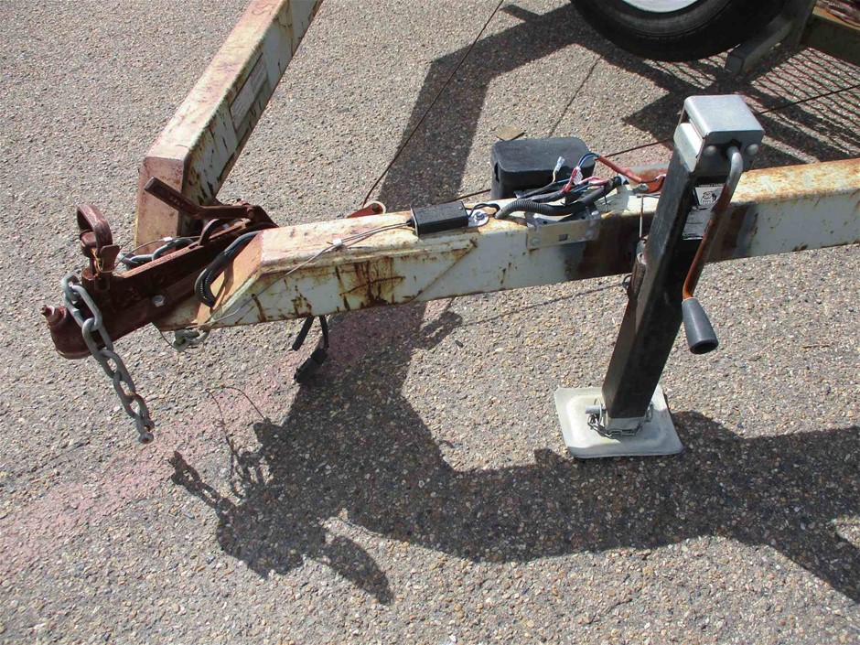 Designer Simulated Diamond Blue Round Stud Earrings in Silver