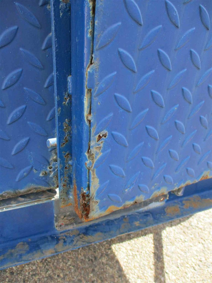 18ct Heavy Yellow Gold Plated 5 Ring Lucky Charm Necklace