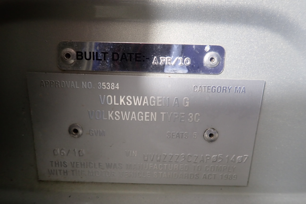 1/100 Scottdale gold bar unc