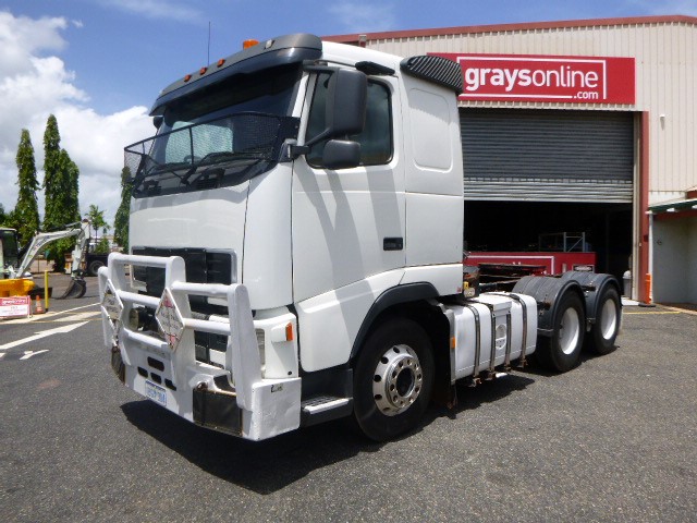 Men's Rectangle Luxury Wrist Watch Quartz Sports Luminous Quartz Watch