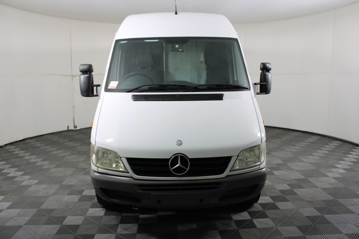 1.5ct 925 Sterling Silver Simulated Diamonds Rectangle Pendant Necklace