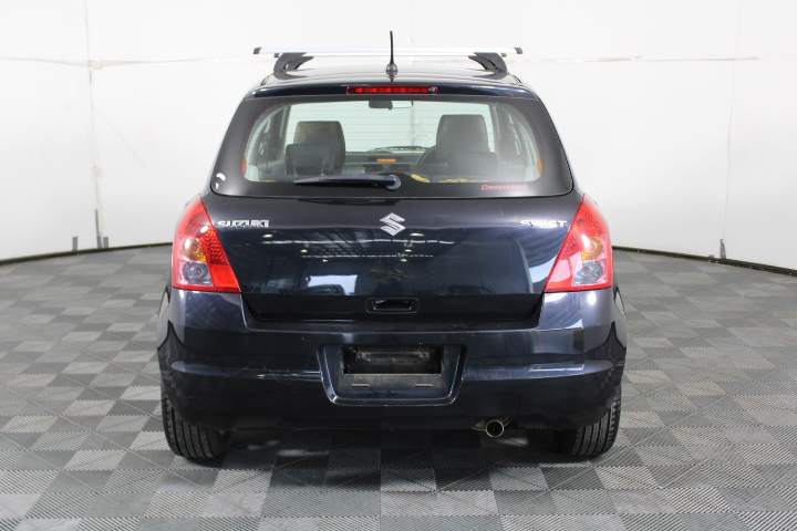 Unknown Brand/Model Monitor Arm (Lot of 2)