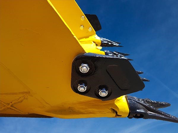 ROLEX DAYTONA 40MM 18K YELLOW GOLD 16528 AUTOMATIC CHAMPAGNE DIAL BXP & COA