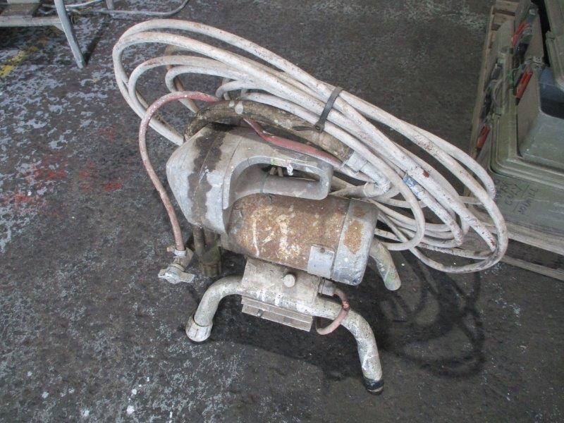 9K YELLOW GOLD 1.15ct F VS LAB DIAMOND RND HALO RING