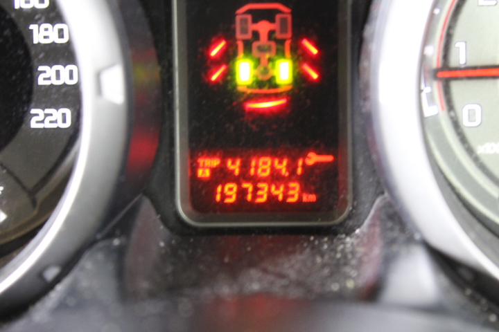 9K WHITE GOLD 1.75ct F VS LAB DIAMOND OVAL CLAW RING