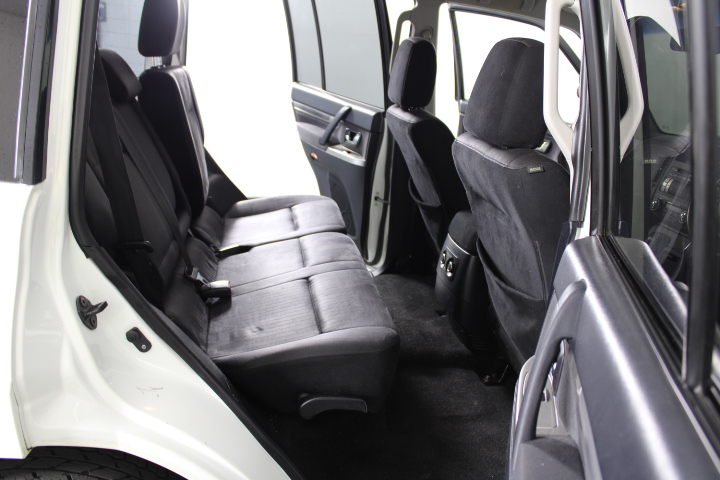 1990 Australia - 5 Dollar Coin - ANZAC Queen Elizabeth II-UNC