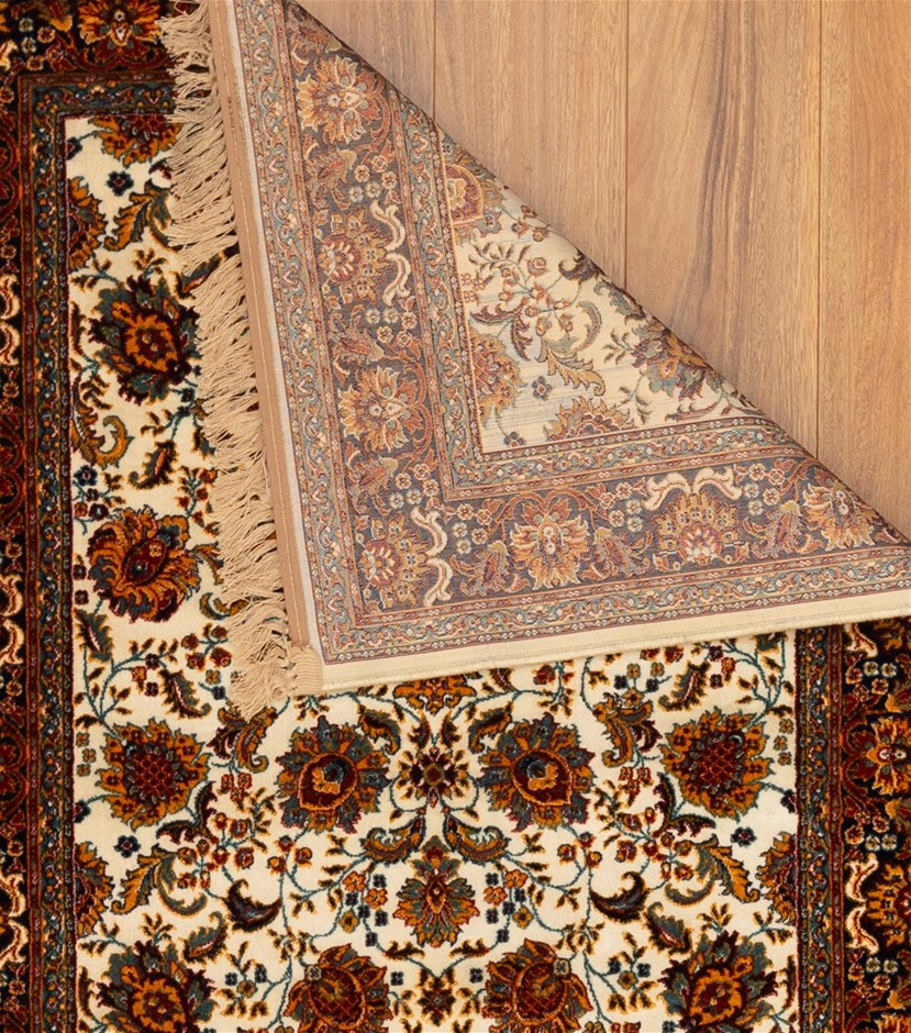 1/100 Ounce -Gold Scottdale & 1/10 Ounce Xag Silver coins x 4 Unc