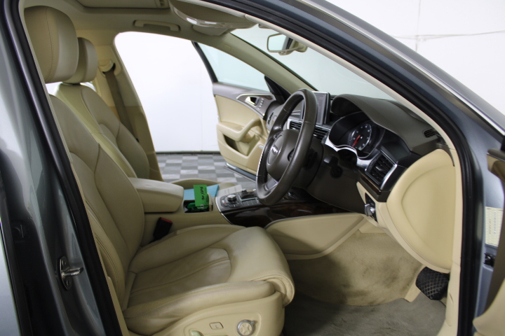 UNC 2023 $2 Vegemite Yellow RARE Coloured two dollar Coin