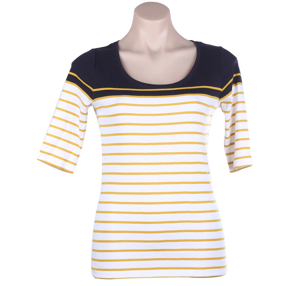 6.74 Carats White Color-Play Opal