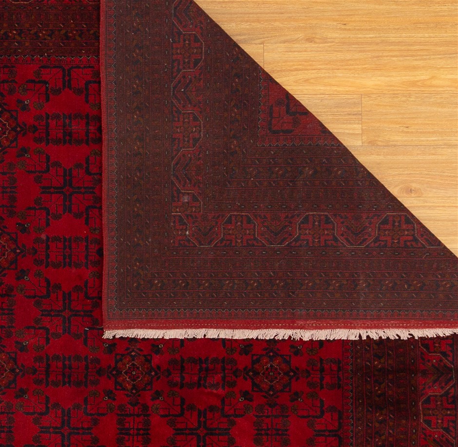 1/100 Scottdale x 2, 1 gram Valcumbi silver bars x 2 & 1 Kilo Copper Bar