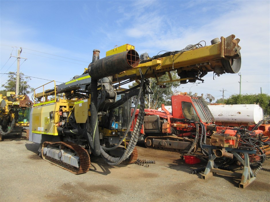 Rhodium Plated Men's Band Ring (4mm) - US Size 11