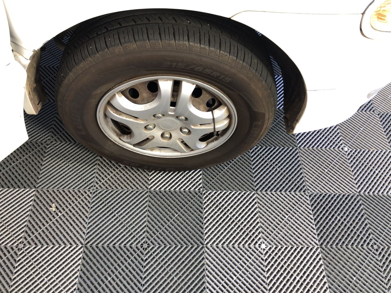 4.33 carat green emerald certified valua: USD 6495