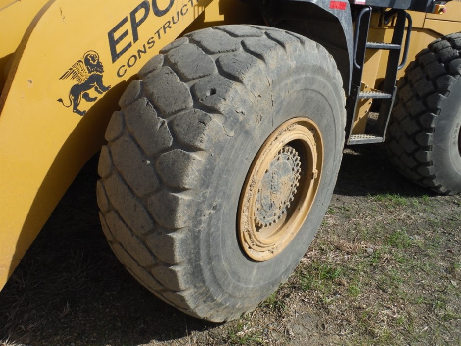 1/100 Scottdale gold bar unc