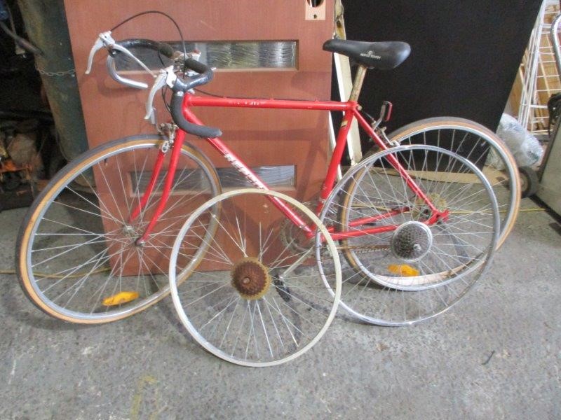 2021 Toyota Hilux 4X2 WORKMATE TGN121R Auto Cab Chassis (WOVR - Repairable)