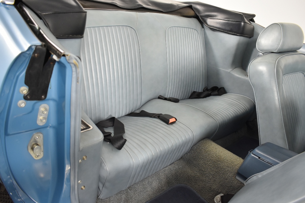 0.20 TCW yellow round various diamonds