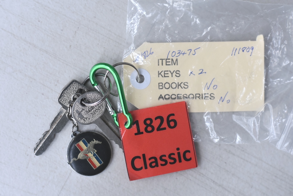 0.16 Carat White 4 round diamonds