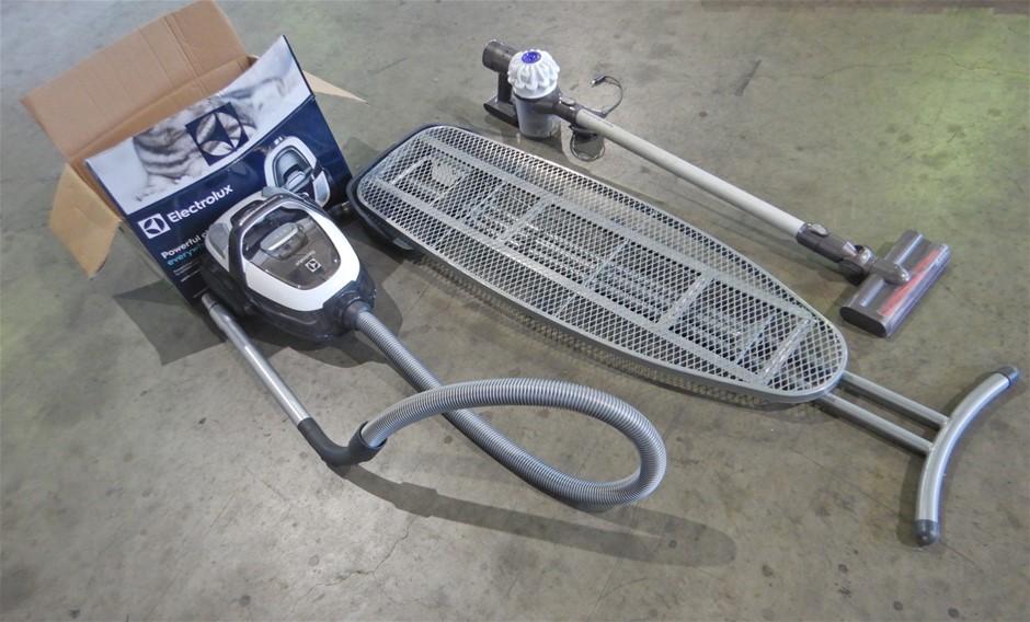 7-8mm White Pearls & Spacer Beads Real Platinum Plated Necklace