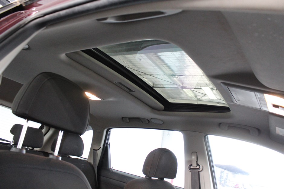 APPLE MacBook Air (A 1466) (EMC 3178) Laptop i5-5350U 8GBRAM/128GB