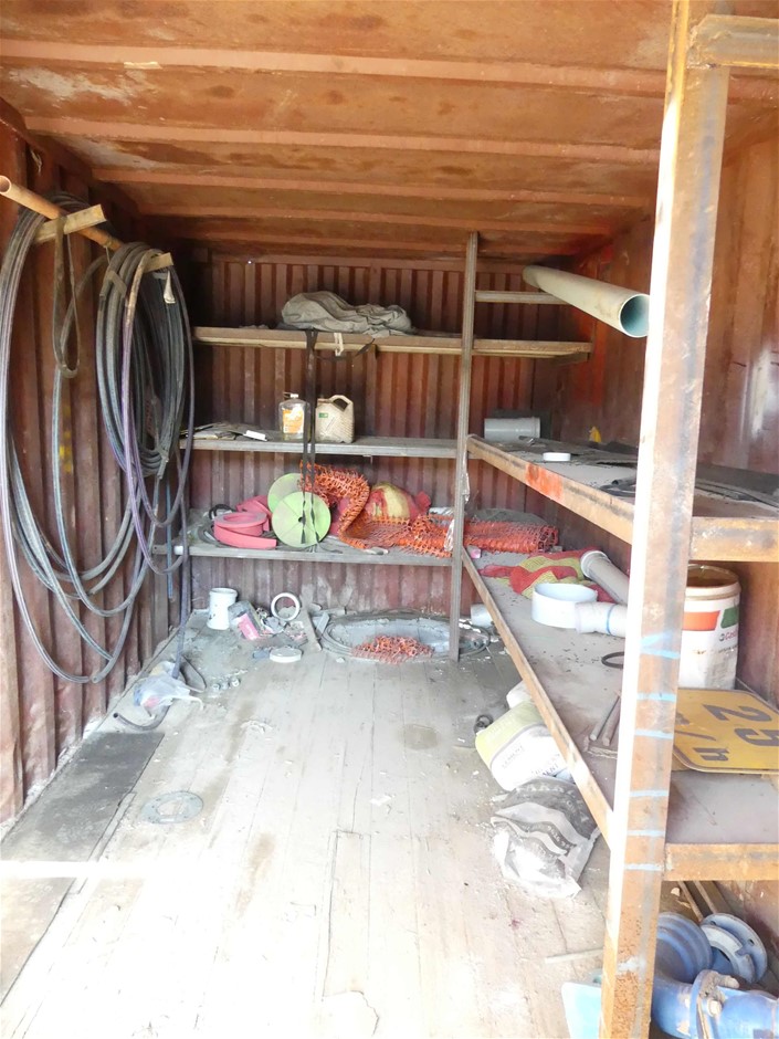 <p>2021 Alance Trailers BT85FWB Single Box Trailer</p>