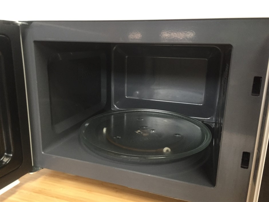 International Mixed Red & White Pack (12x 750mL) Multi Regional