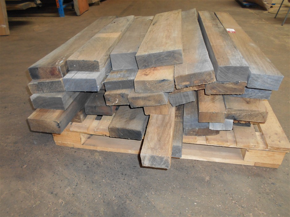 De Bortoli `Sacred Hill` Sparkling Brut NV (6x 750mL), Riverina, NSW.