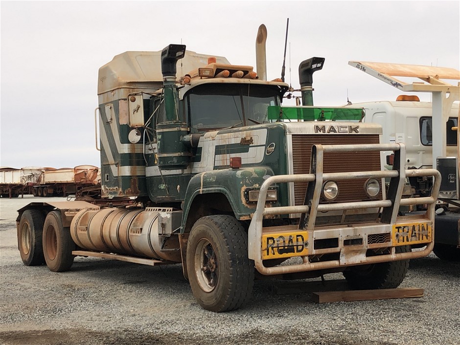 1990 Mack Super Liner R 722rs 6x4 Prime Mover Auction