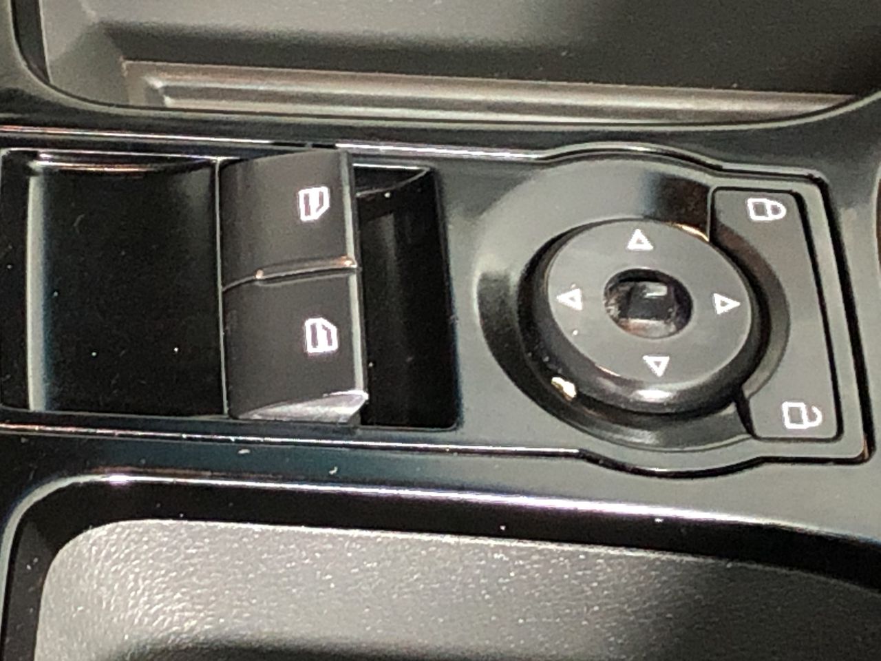 Pierre Armand Vin De France Chardonnay 2023 (6x 750mL), France.