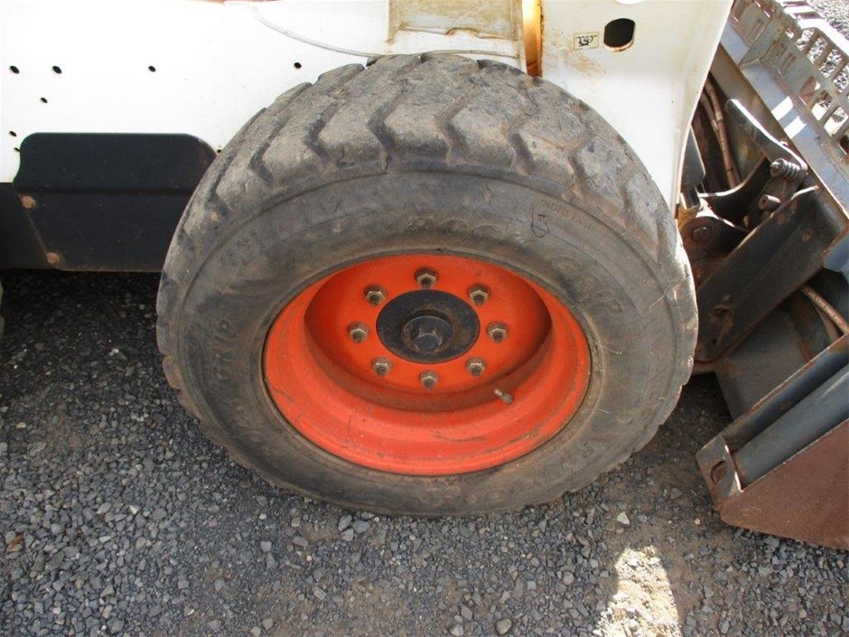 2 x 2XU Men's Sailing Short Sleeve Fibretech Shirt, Size L, White/Blue.  Bu