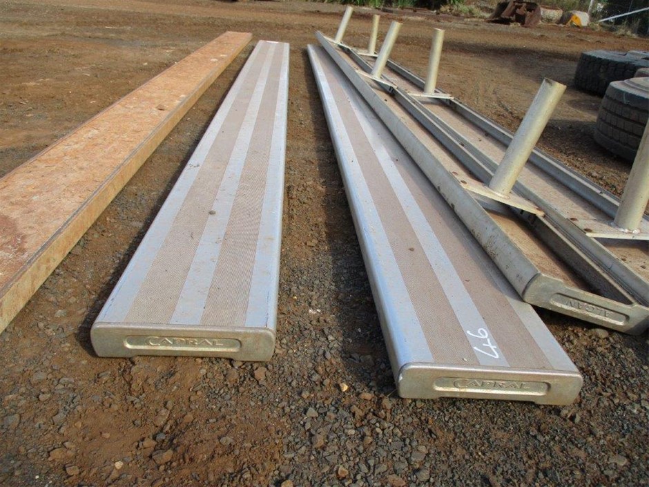 FILA Women's Rebecca Tee, Red, Small, AST22631. RRP: $40.  Buyers Note - Di