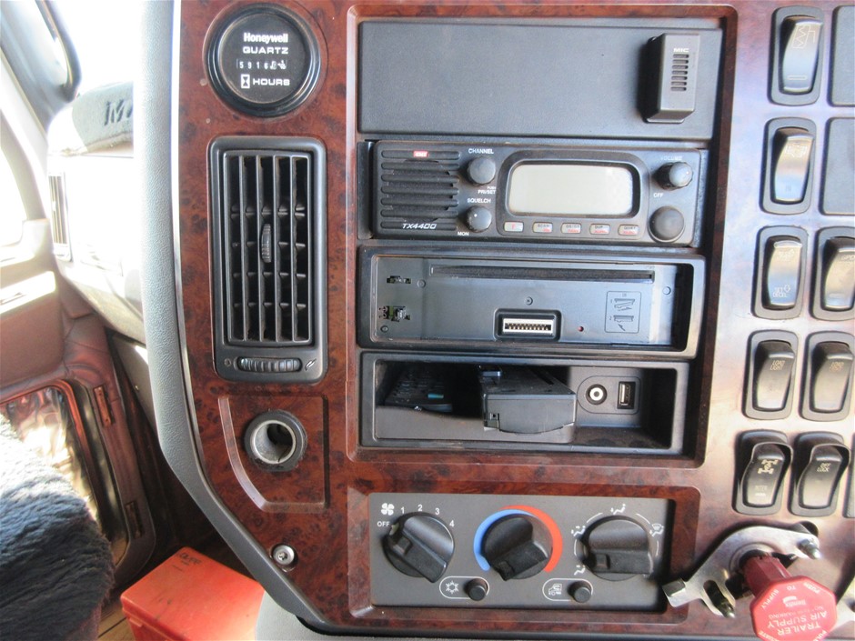 ARCTIX Boy's Arctix Ronan Insulated Winter Jacket, Size L(14/16), Atlantic,