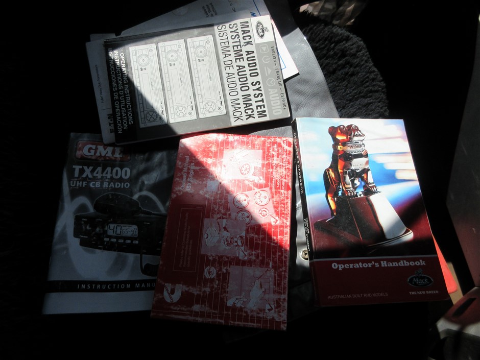 RIP CURL Men's Archive Flannel Shirt, Cement, Size S, 01LMSH. RRP: $90.  Bu