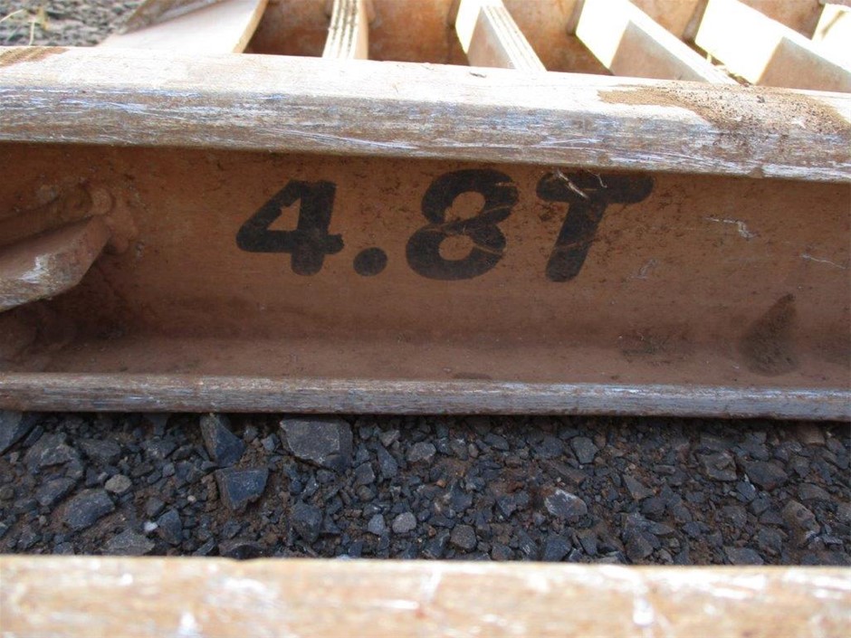 9K YELLOW GOLD 1.00ct F VS LAB DIAMOND RND ANNIVERSARY BAND