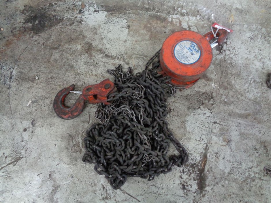 1.5ct 925 Sterling Silver Simulated Diamonds Rectangle Pendant Necklace