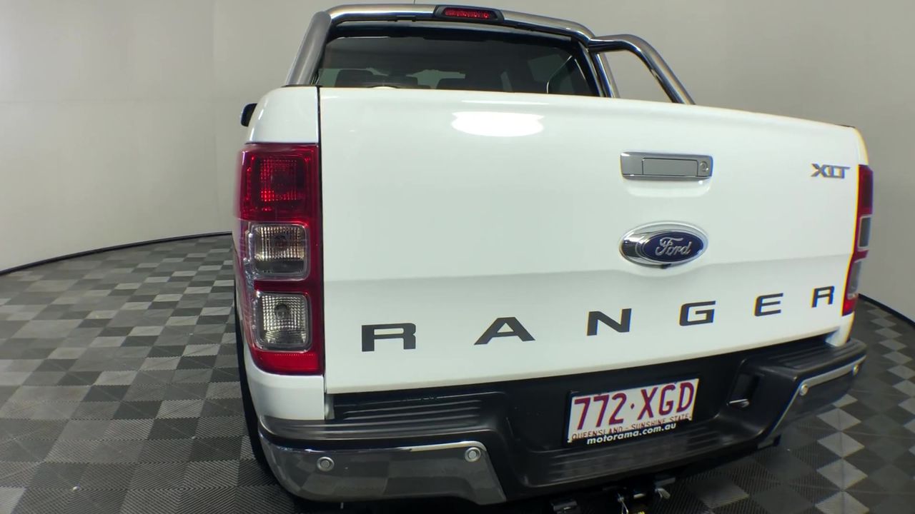 0.25ct Wave Shape Simulated Diamond 925 Sterling Silver Ring - Size 8