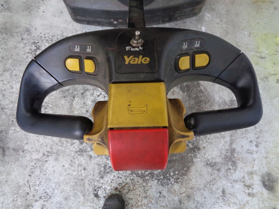 4.0ct Oval Cut Simulated Diamond 18K Gold Filled 925 Silver Ring - Size 8