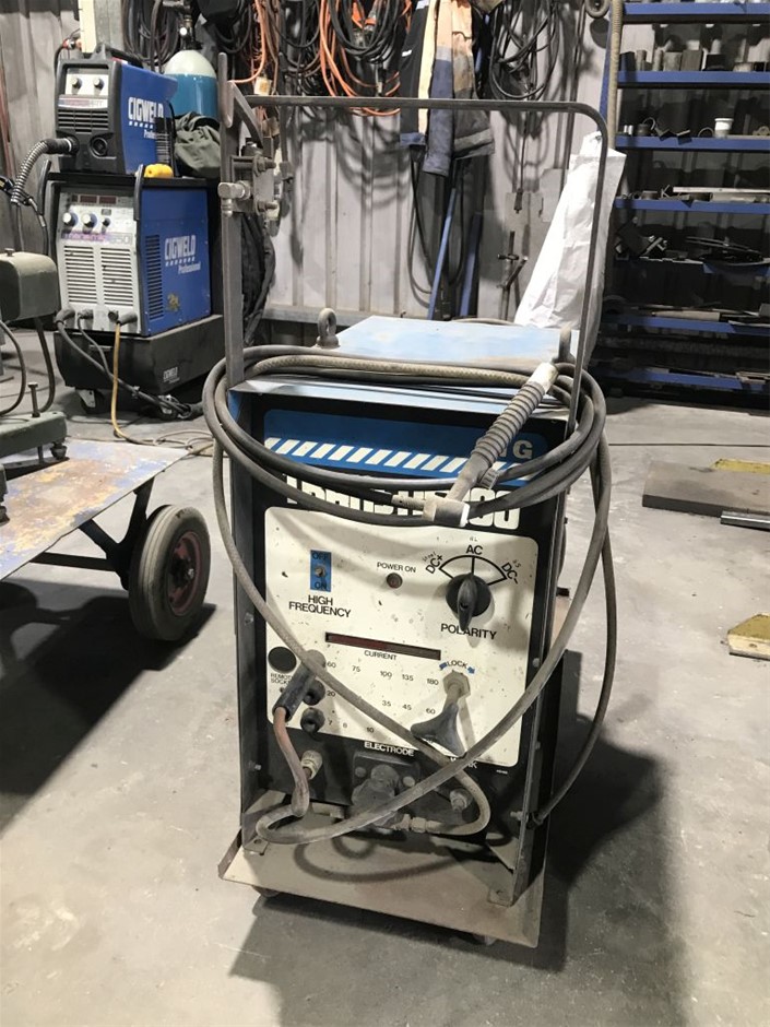 Volkswagen Amarok TDI420 2H Turbo Diesel Automatic - 8 Speed 