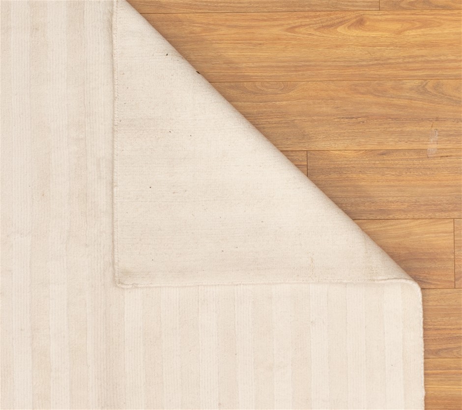 ROBOROCK S8 MaxV Ultra Robot Vacuum And Mop, 10000Pa Suction, Auto Drying.