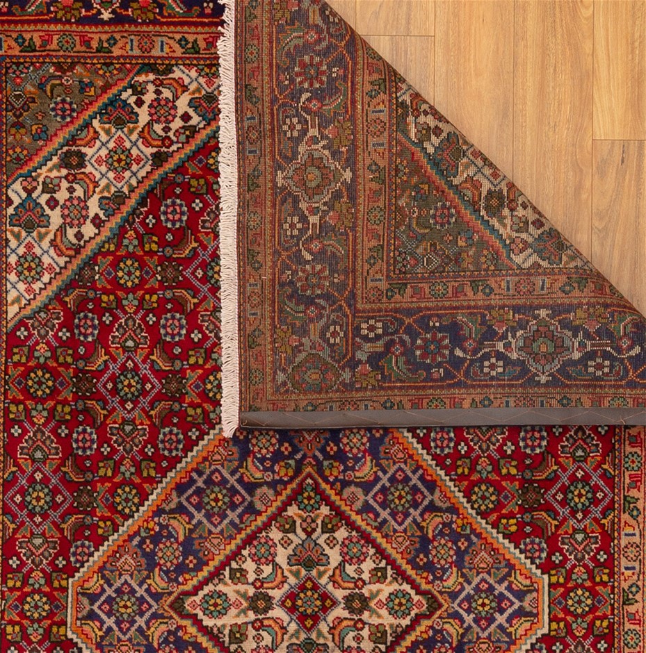 Initial Charm Letter  'F' Pendant Necklace