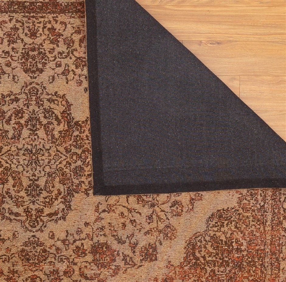 <p>1989 Windsor Caravan</p>