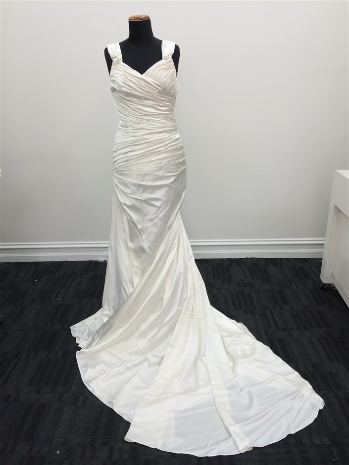 MEDELA Swing Maxi Hands-free Breast Pump, Easy, Intuitive, Ideal For On-The