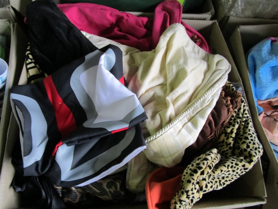 Single Cubicle Toilet Block (Unused)