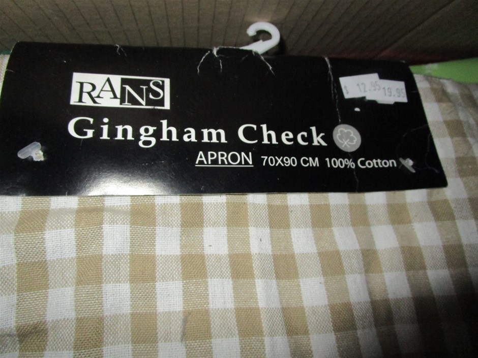 <p>2006 Suzuki Liana Hatchback</p>