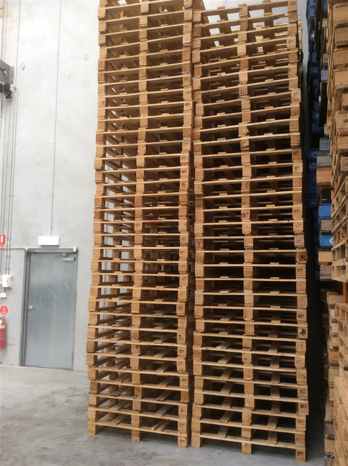 NEW XU1 Holden Torana Colour Silver Stunner Coin & Display Box COALTD